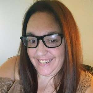 Meet your Posher, Yvette